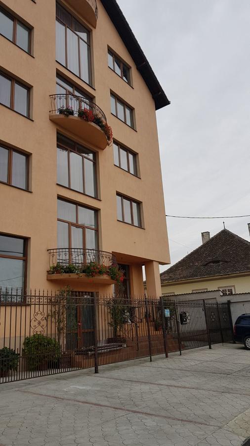 W&K " Centru Istoric Sibiu Hotel Bagian luar foto